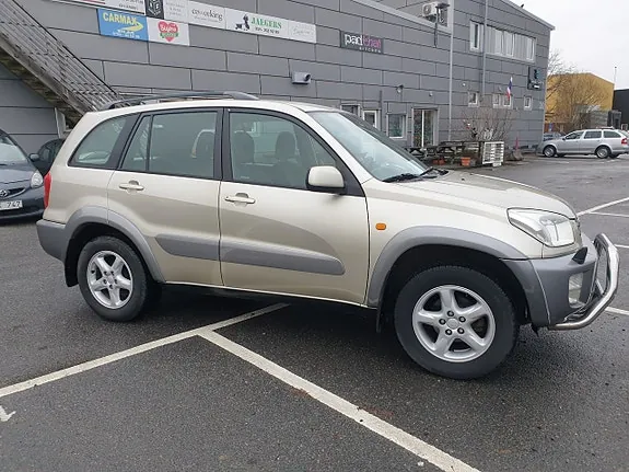 Toyota Rav4 2003 photo 3