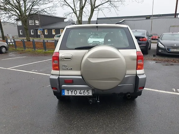 Toyota Rav4 2003 photo 4