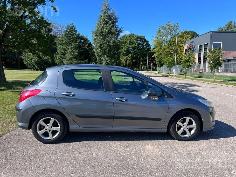 Peugeot 308 2010 photo 3