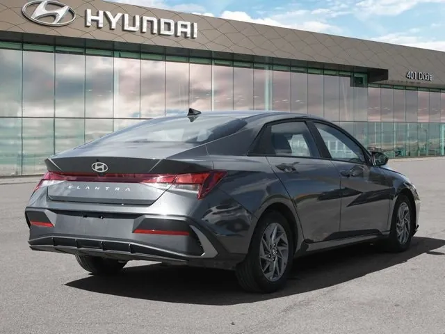 Hyundai Elantra 2024 photo 5