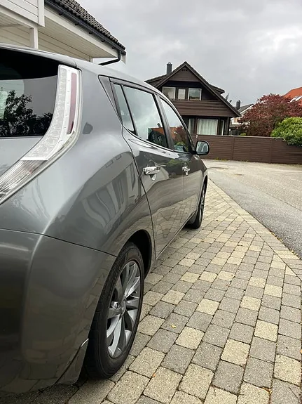 Nissan Leaf 2015 photo 4