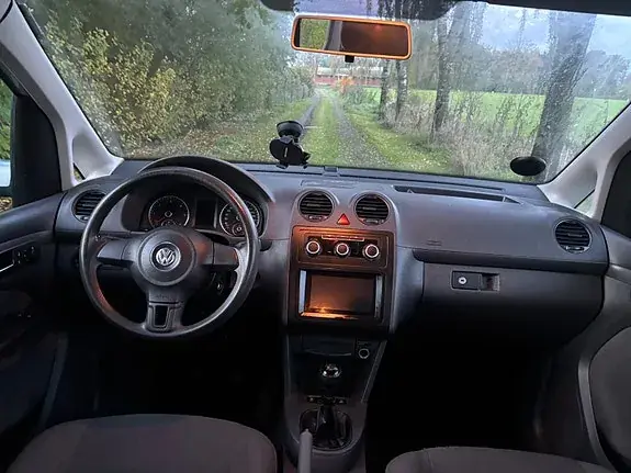 Volkswagen Caddy 2011 photo 4