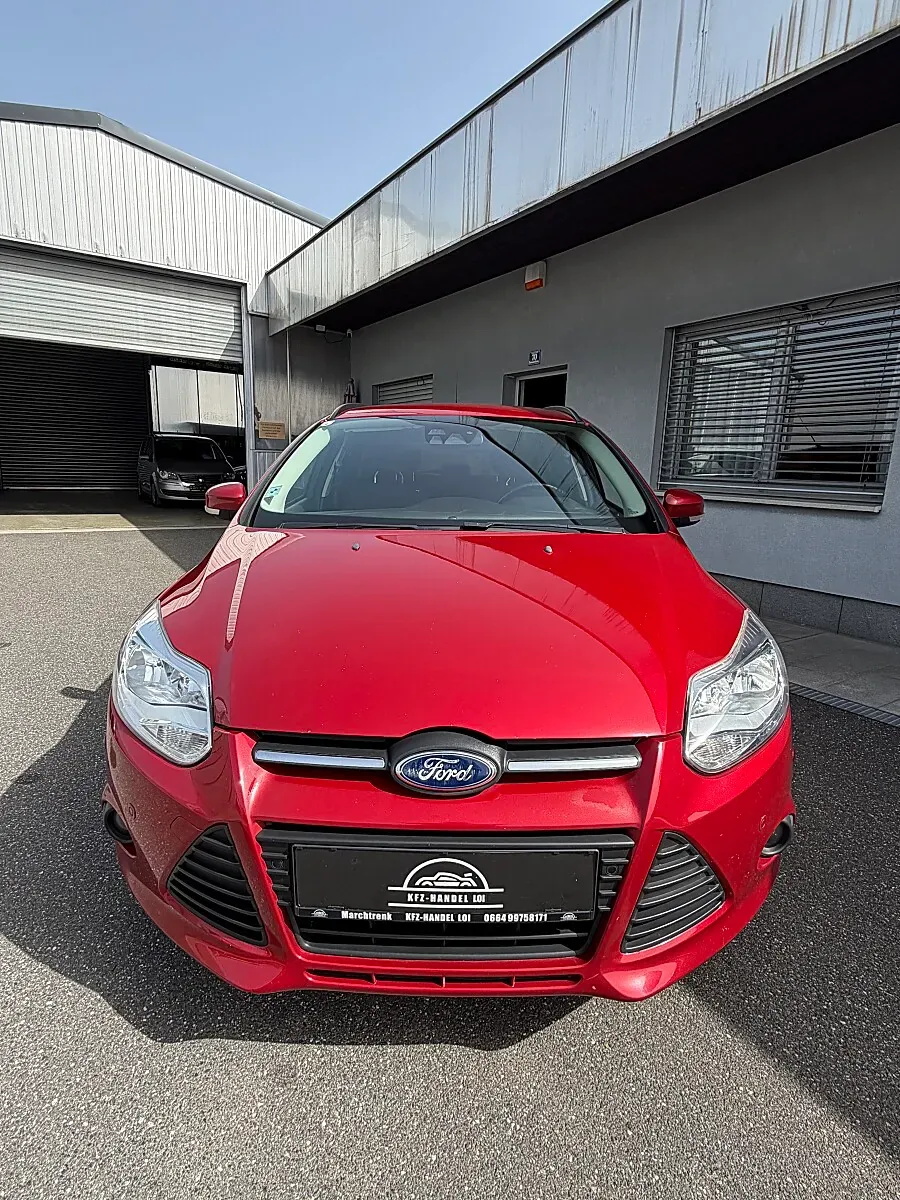 Ford Focus 2013 photo 2
