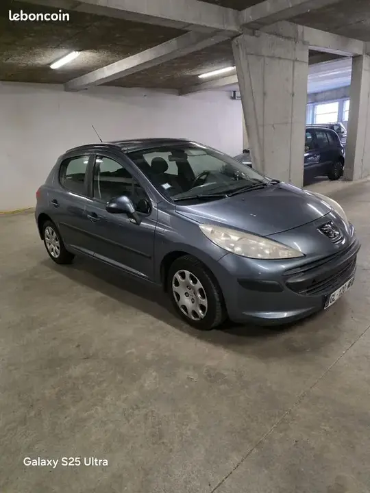 Peugeot 207