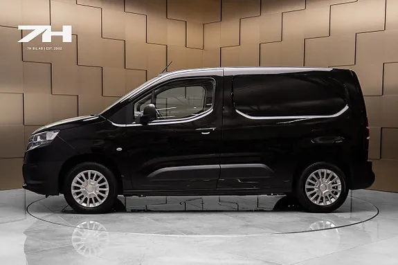 Toyota Proace City 2022 photo 2