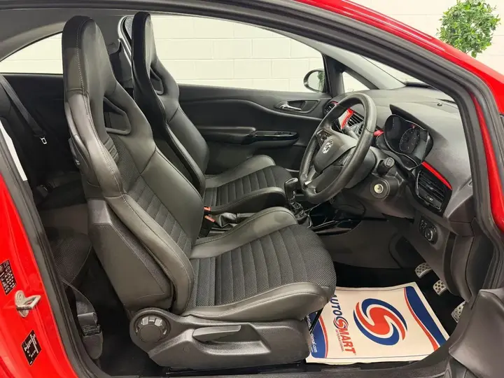 Vauxhall Corsa 2016 photo 2