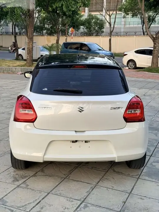 Suzuki Swift 2020 photo 3