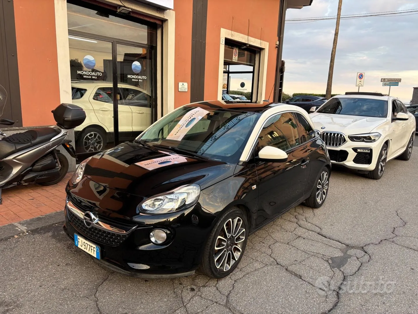 Opel Adam