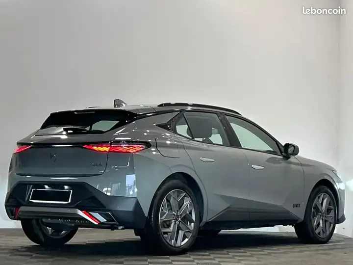 DS Automobiles Ds 4 2023 photo 3