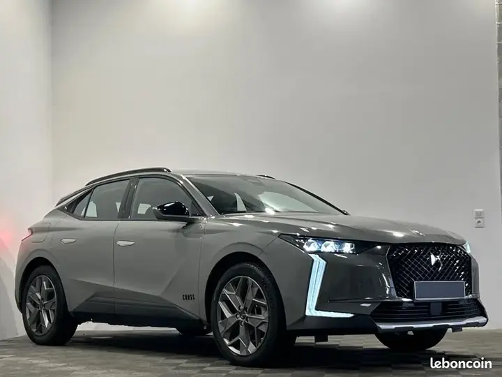 DS Automobiles Ds 4 2023 photo 2