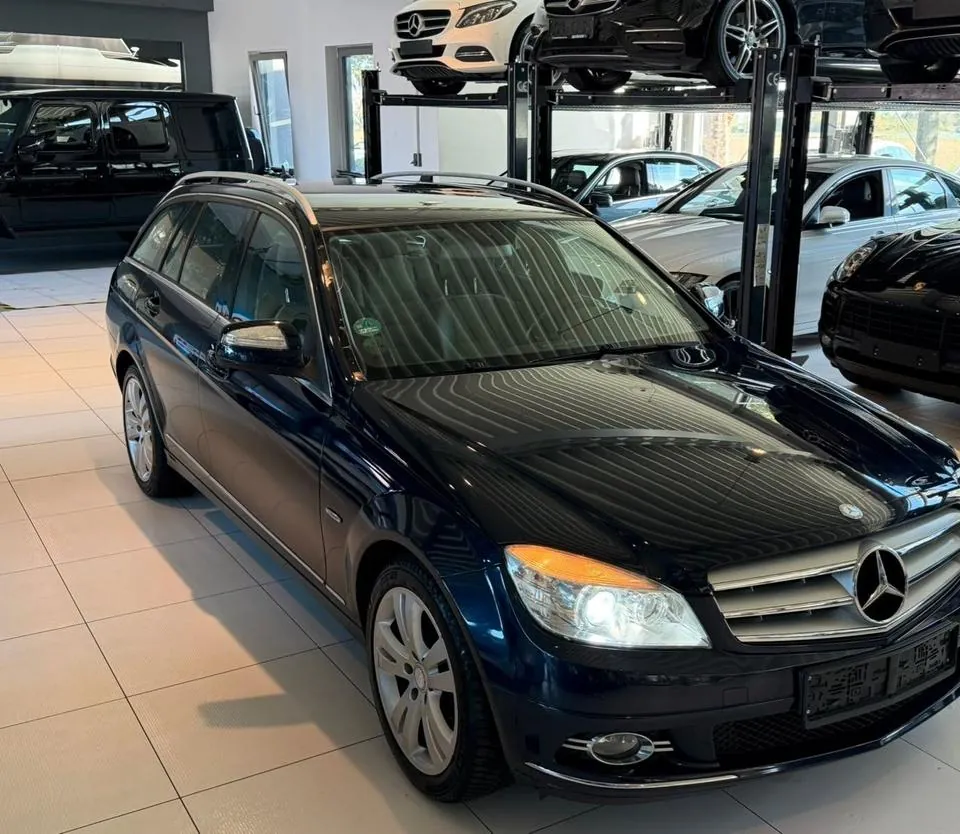 Mercedes-Benz C200