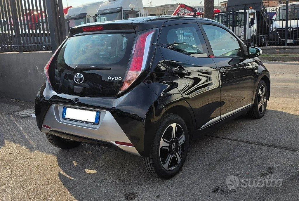 Toyota Aygo 2015 photo 3