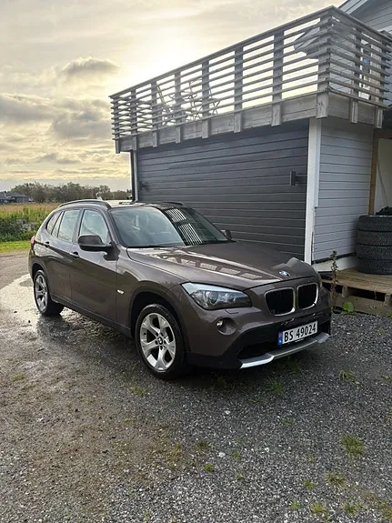 BMW X1 2012 photo 2