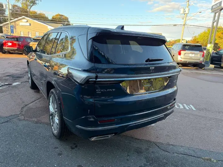 Buick Enclave 2027 photo 5