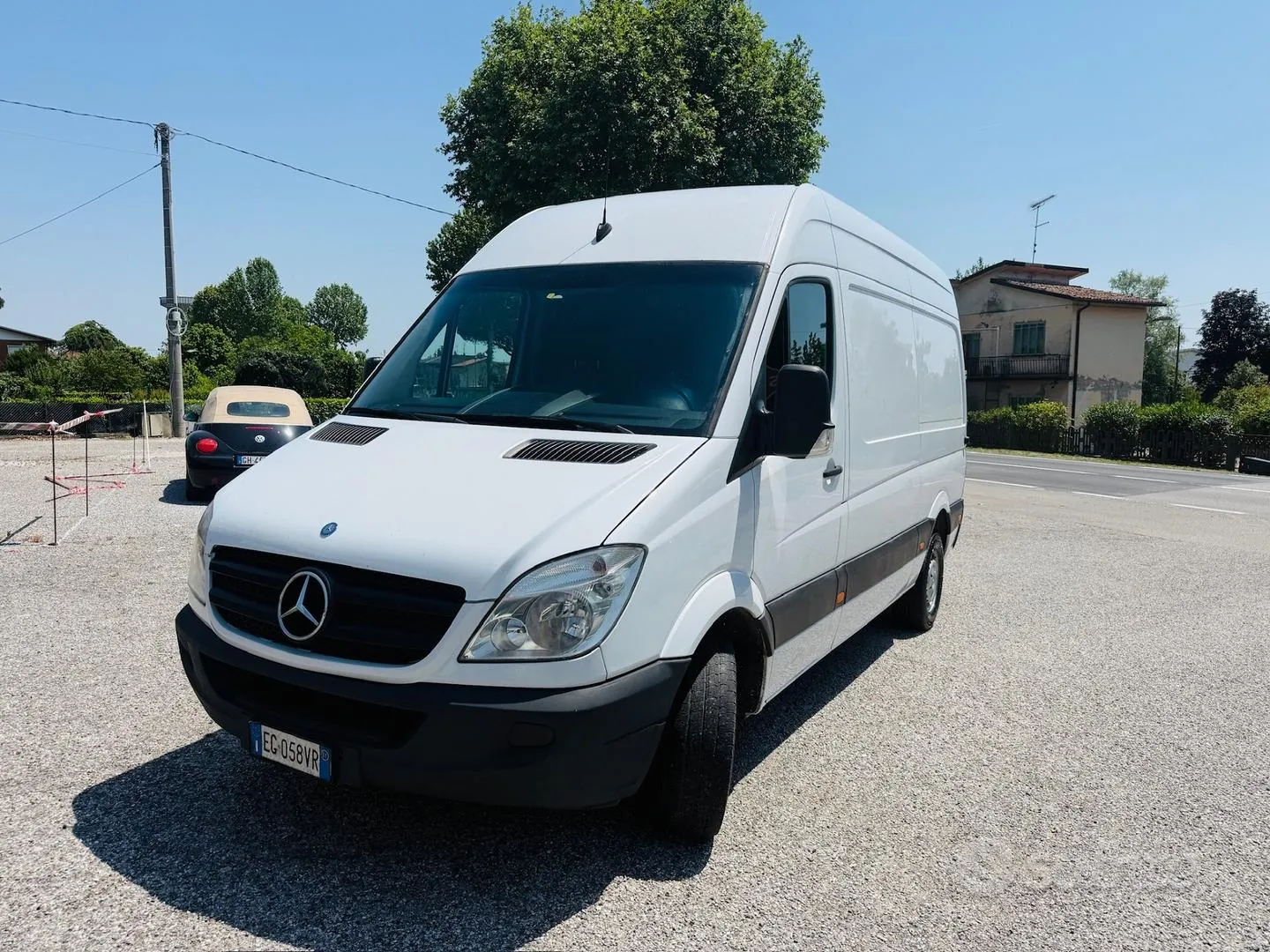 Mercedes-Benz Sprinter 2011 photo 3