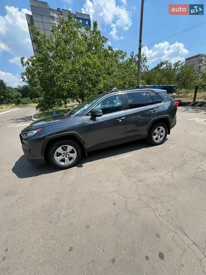 Toyota Rav4 2019 photo 2