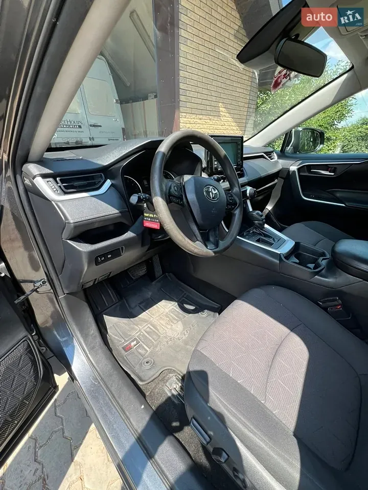 Toyota Rav4 2019 photo 4