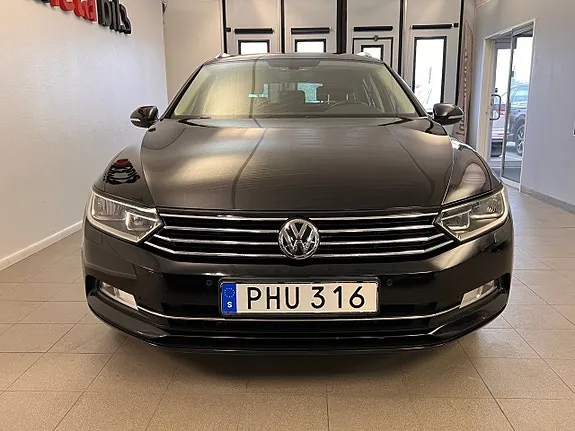 Volkswagen Passat 2017 photo 2