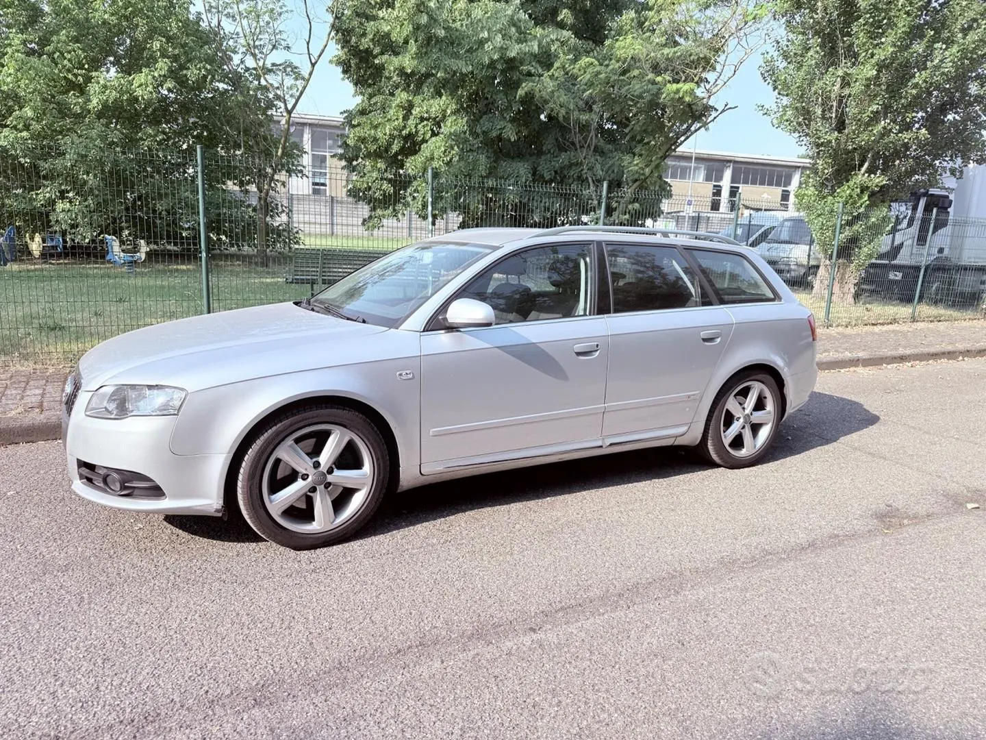 Audi A4 2007 photo 2
