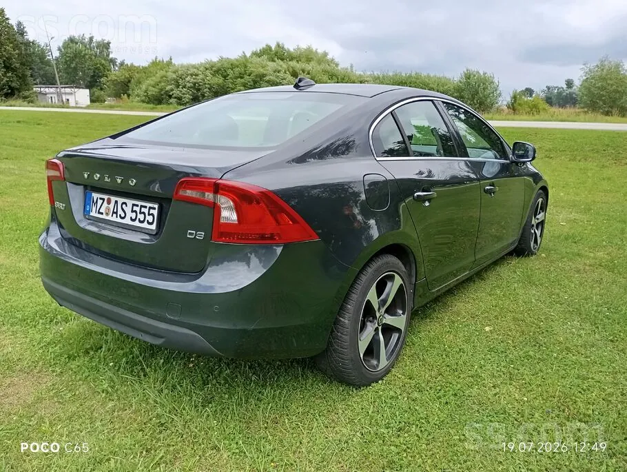 Volvo S60 2011 photo 5