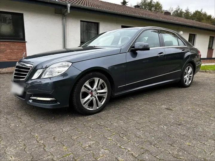 Mercedes-Benz E 220 Cdi