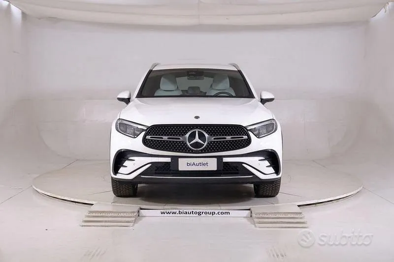 Mercedes-Benz Glc 2023 photo 2