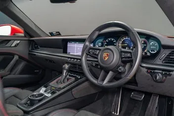 Porsche 911 2021 photo 4