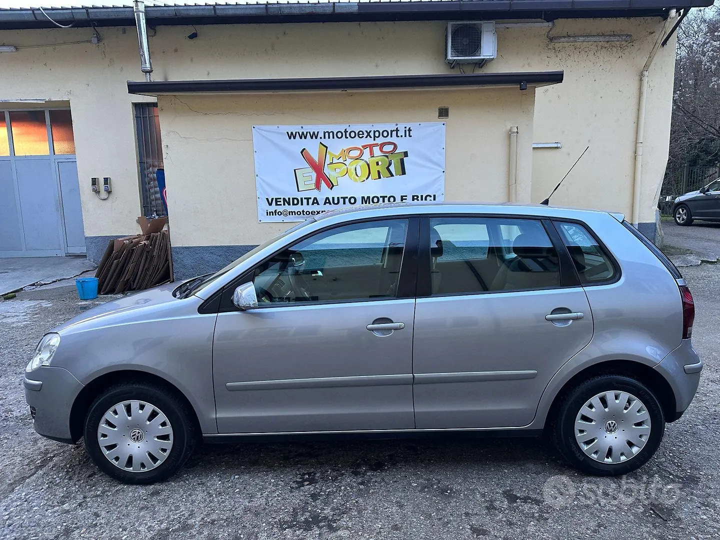 Volkswagen Polo 2006 photo 2
