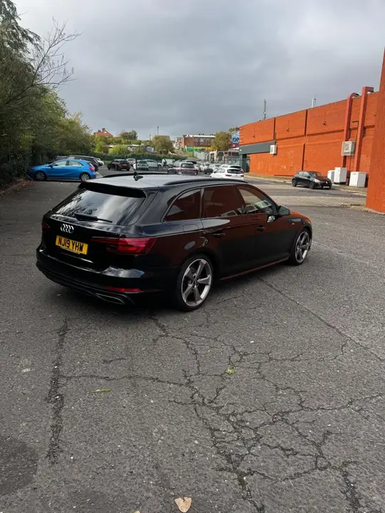 Audi A4 Avant 2019 photo 4