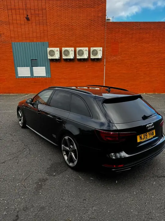 Audi A4 Avant 2019 photo 3