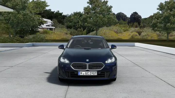 BMW 1 Series photo 3