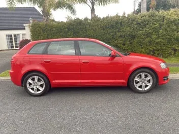 Audi A3 2010 photo 2