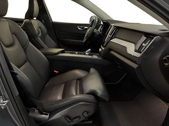 Volvo Xc60 2021 photo 4