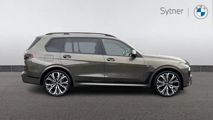 BMW X7 2026 photo 3