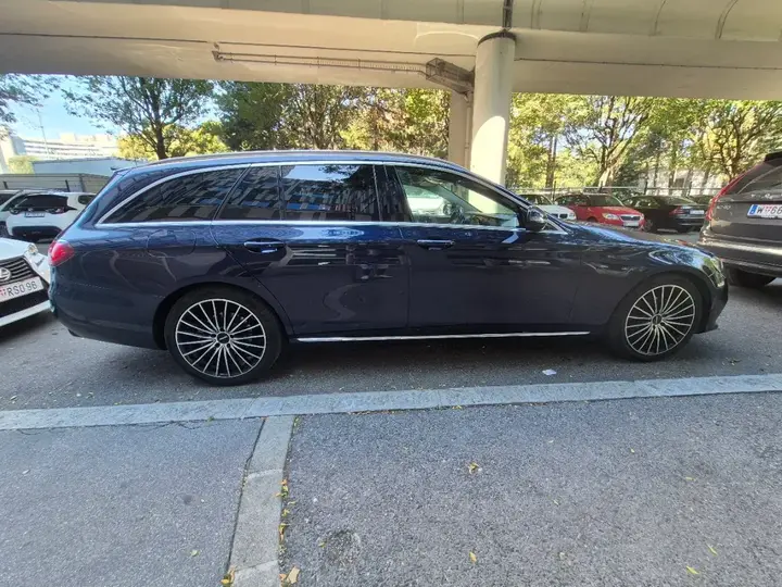 Mercedes-Benz E-Class 2019 photo 2