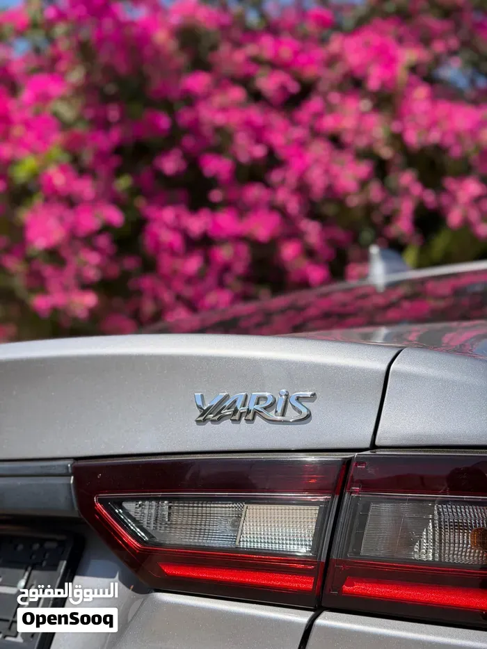 Toyota Yaris 2023 photo 2
