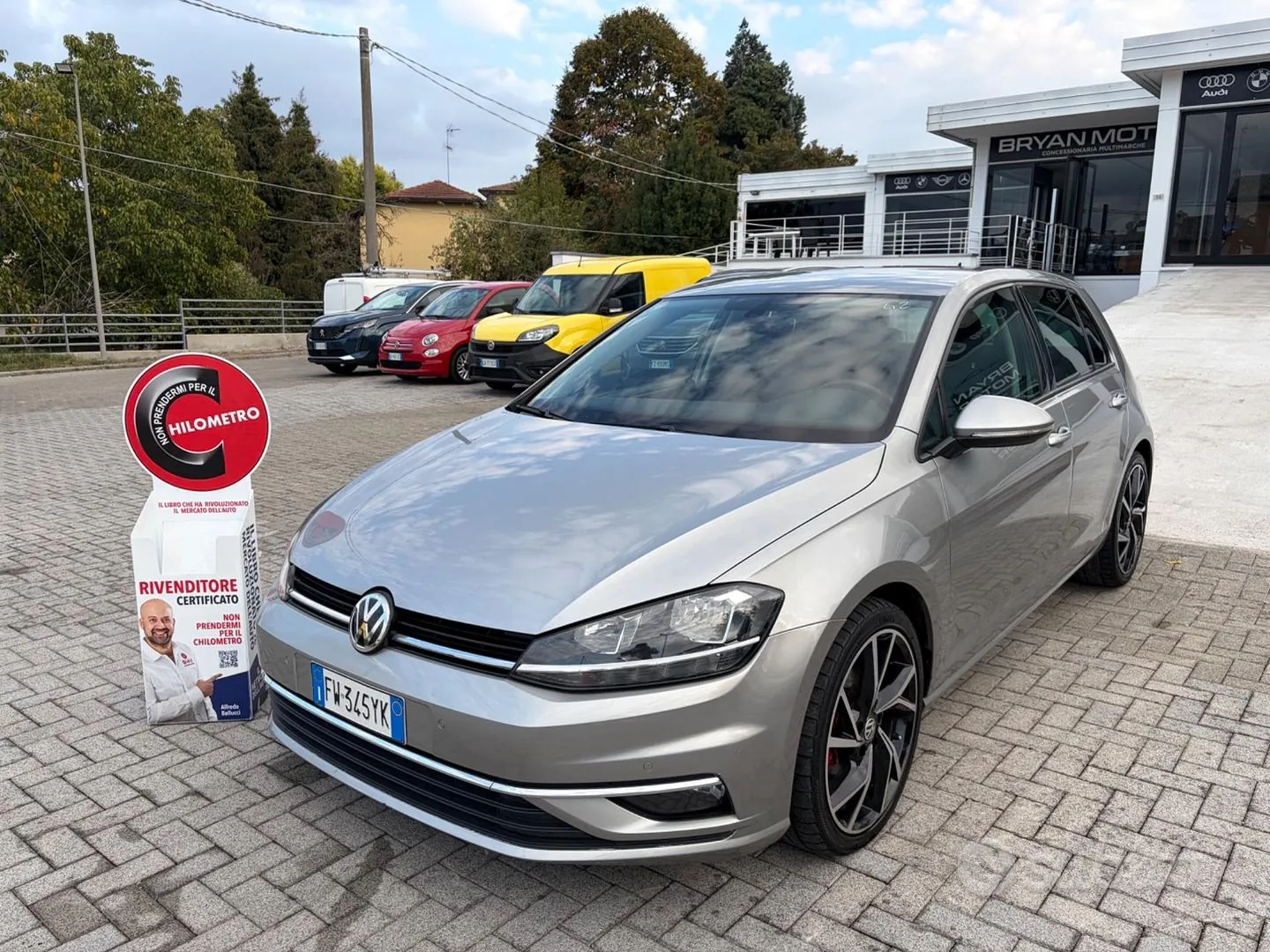 Volkswagen Golf 2019 photo 2
