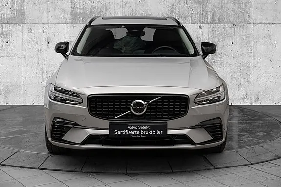 Volvo V90 2025 photo 4