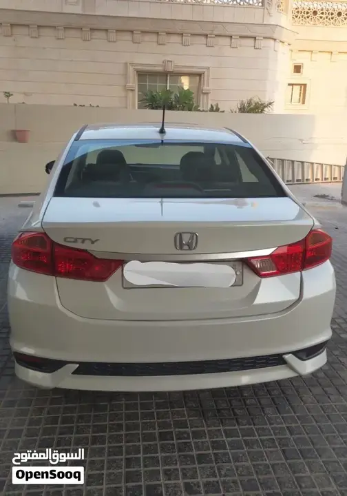 Honda City 2018 photo 3