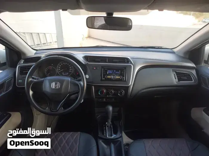 Honda City 2018 photo 4