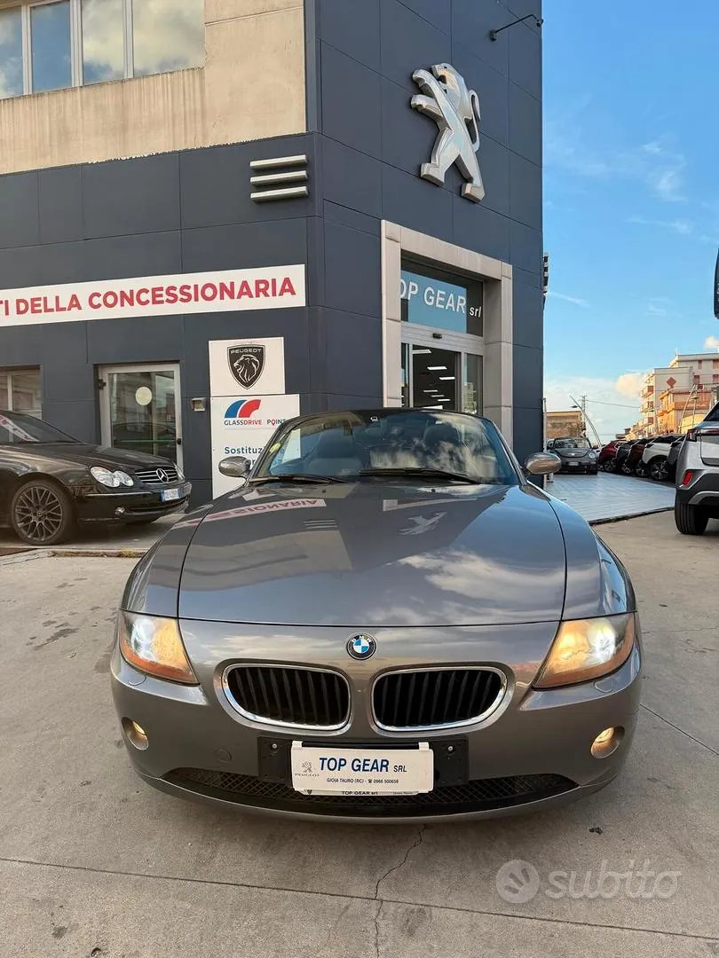 BMW Z4 2004 photo 2