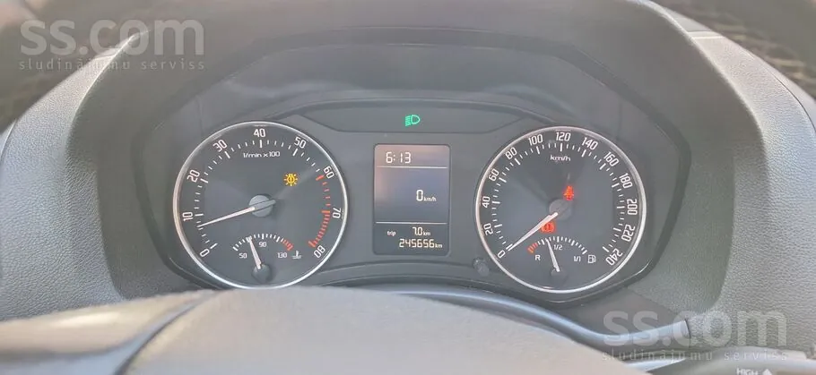 Skoda Octavia 2011 photo 4