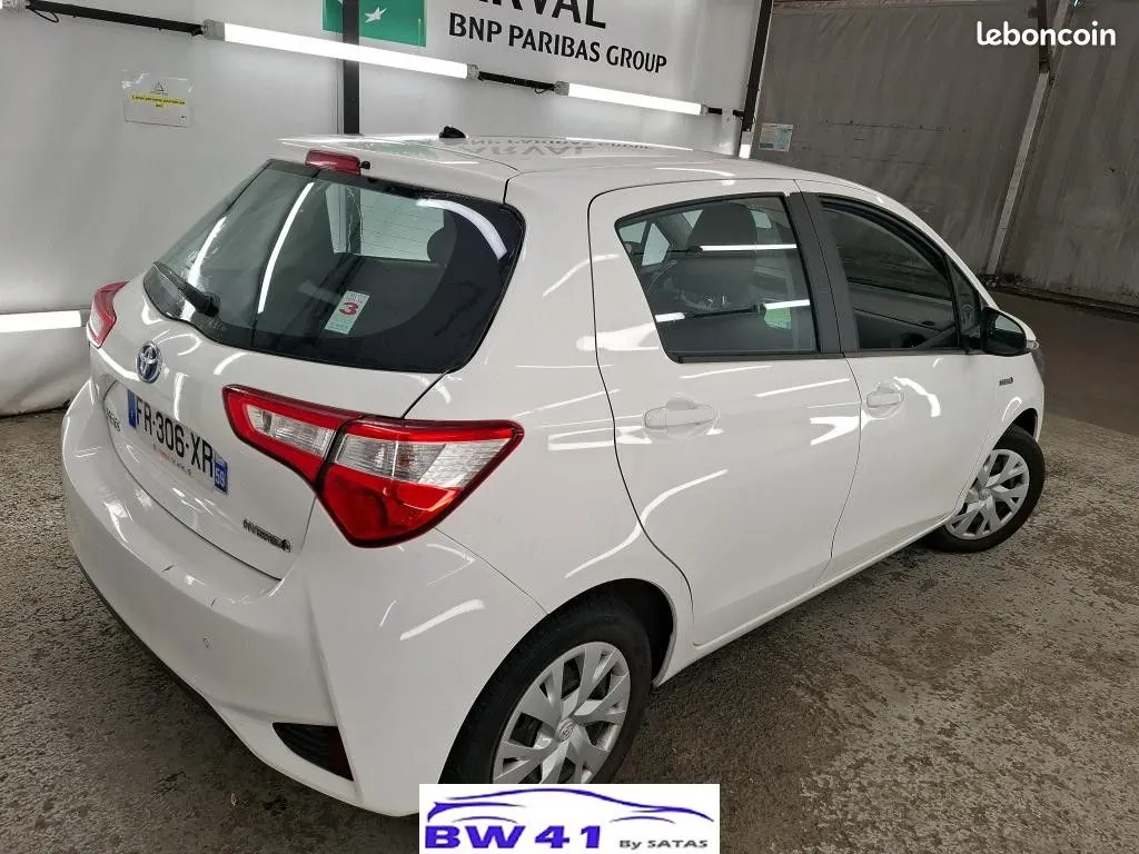 Toyota Yaris 2020 photo 3