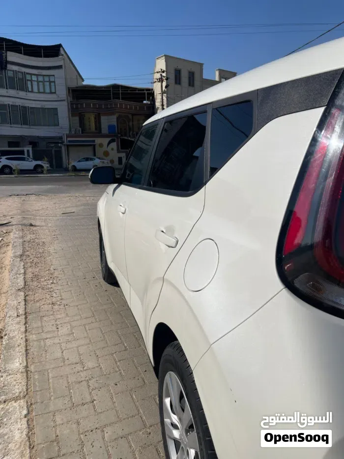 Kia Soul 2023 photo 4