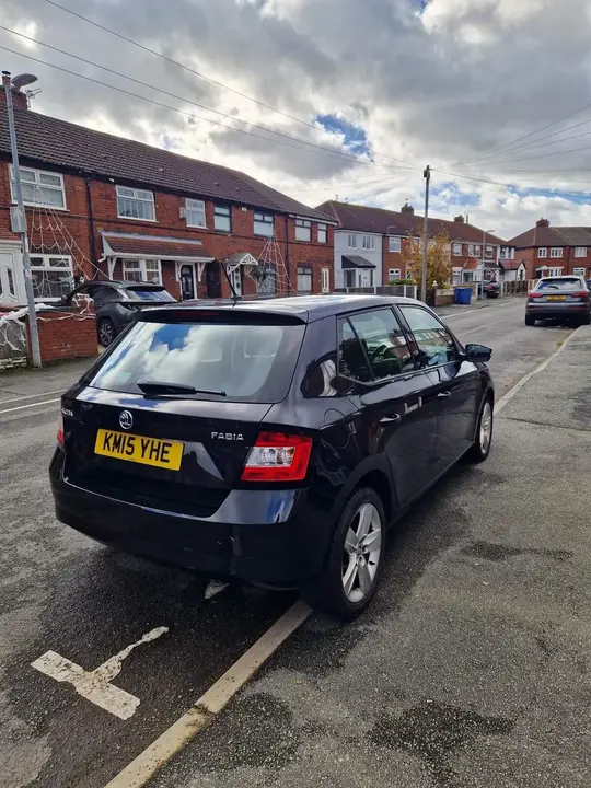 Skoda Fabia 2015 photo 2