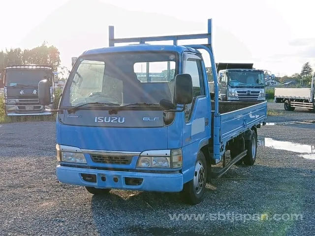 Isuzu Elf 2003 photo 2