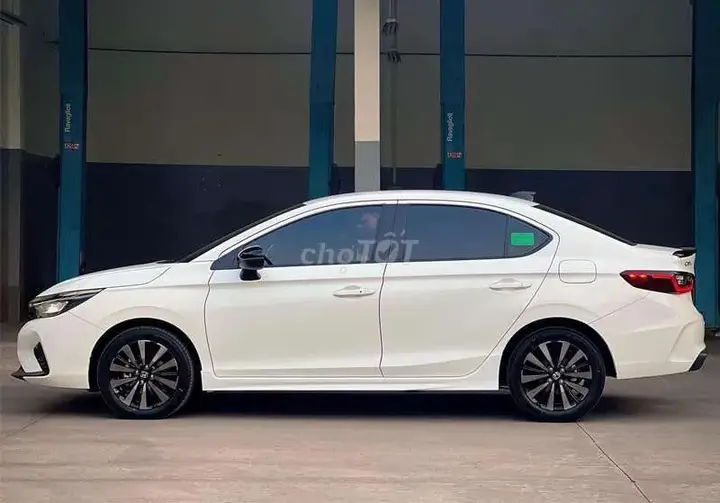 Honda City 2023 photo 2