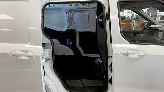 Ford Transit Courier 2027 photo 5