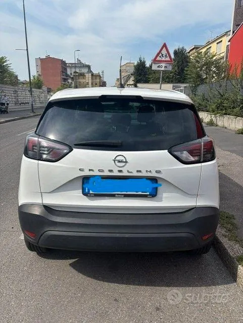 Opel Crossland X 2021 photo 2