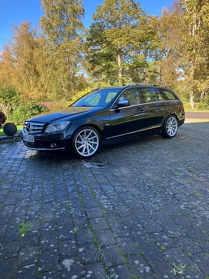 Mercedes-Benz C180 2009 photo 2